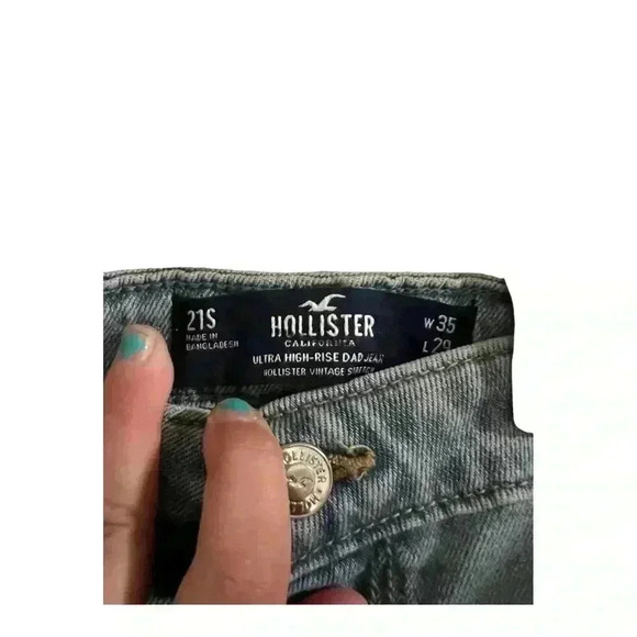 Hollister Women's Ultra High-Rise Dad Jeans Patchwork Distressed Blue Denim - Picture 5 of 9